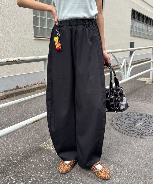 CIAOPANIC（チャオパニック）の「（ストライプ・無地）ワイドバルーンイージースラックス（スラックス・レディース・グレー/アイボリー/ブラック/ネイビー/ライトグレー/ブラック系その他/ブラウン/グレー系その他・SMALL/MEDIUM/LARGE）」の19枚目の写真