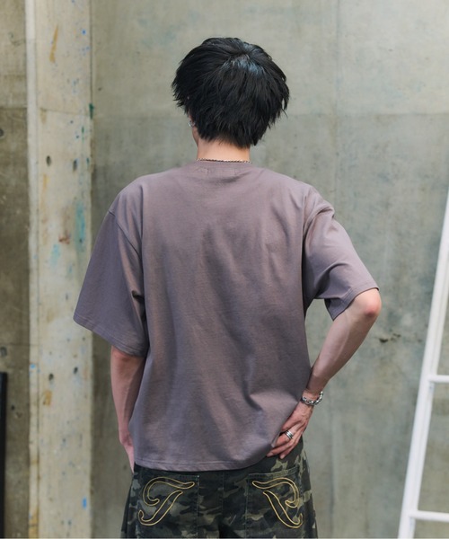ILL'S(イルズ)の「VINTAGE LIKE SPRAYED LOGO T-SHIRT / ヴィンテージ風スプレーロゴTシャツ メンズ レディース ユニセックス(Tシャツ/カットソー・メンズ・ホワイト/スカイブルー/チャコールグレー・M/L)」の16枚目の写真