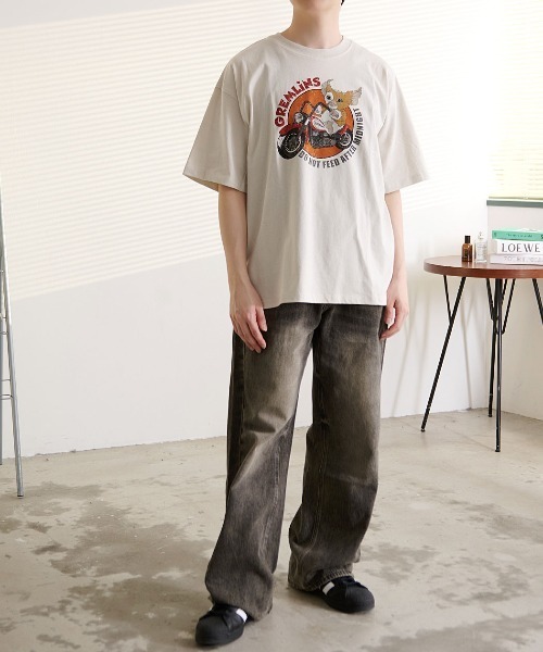 SILVER BULLET(シルバーバレット)の「『SILVER BULLET SELECT AP/シルバーバレットセレクト』Gremlins/グレムリン バイクTEE(Tシャツ/カットソー・レディース・スミクロ/アイボリー・LL/L/M)」の3枚目の写真