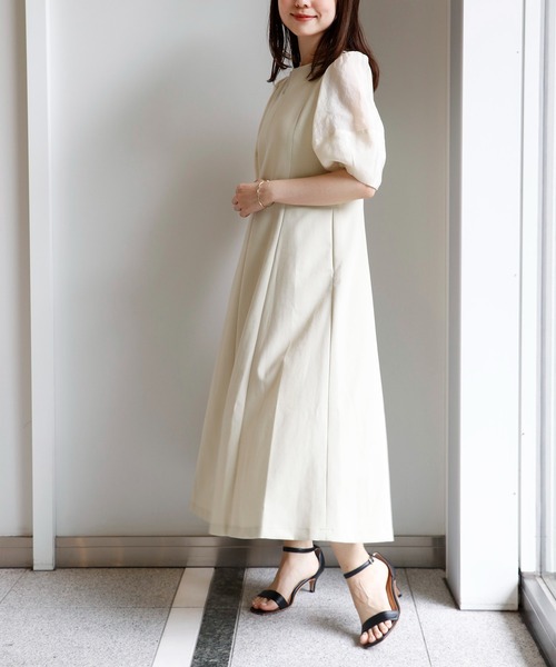 Sirin(シリン)の「ボリューム袖シアーワンピース【2サイズ展開】(ワンピース・レディース・ベージュ/ブラック・XS/S)」の1枚目の写真