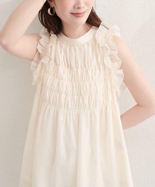 natural couture(ナチュラルクチュール)の「バックリボンノースリチュニック(シャツ/ブラウス・レディース・ブラック/サックスブルー/アイボリー/ミント/ラベンダー・FREE)」の6枚目の写真