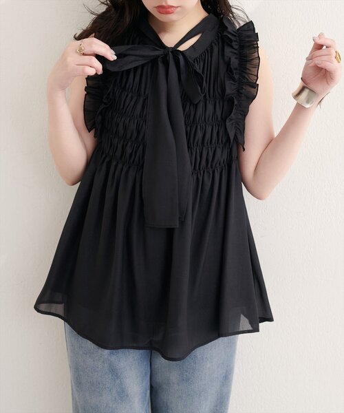 natural couture(ナチュラルクチュール)の「バックリボンノースリチュニック(シャツ/ブラウス・レディース・ブラック/サックスブルー/アイボリー/ミント/ラベンダー・FREE)」の16枚目の写真