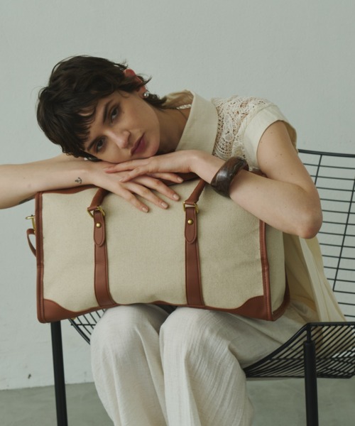Plumel（プルメル）の「Leather Bi-color Boston Bag / レザーバイカラーボストンバッグ（ボストンバッグ・レディース・ブラウン/ブラック・FREE）」の3枚目の写真