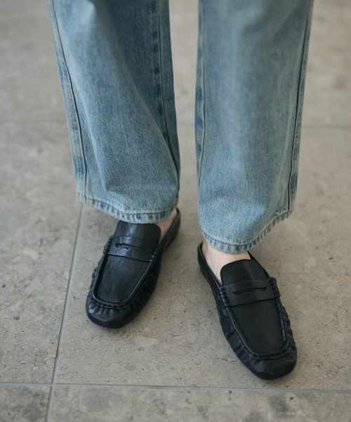 LAULEN(ローレン)の「square toe gathered loafers /スクエアトゥギャザーローファー(ローファー・レディース・ブラック・23cm/24cm/25cm)」の12枚目の写真