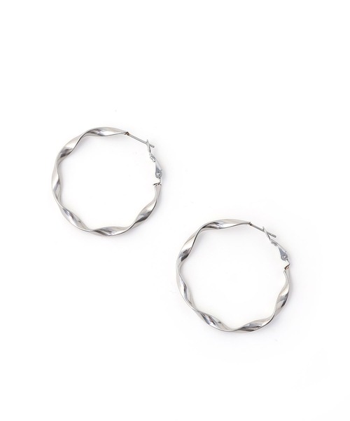 colleca la（コレカラ）の「[stainless]ステンレス・大きめツイストフープピアス〈金属アレルギー対応〉（ピアス（両耳用）・レディース・ゴールド/シルバー・FREE）」の7枚目の写真