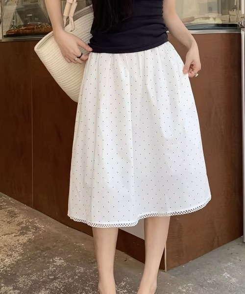 AsheKsha(アシクシャ)の「レースの白い水玉柄スカート(スカート・レディース・ホワイト・M)」の7枚目の写真
