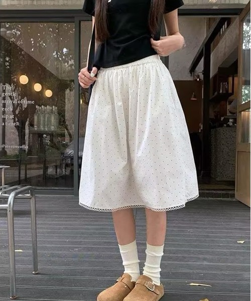 AsheKsha(アシクシャ)の「レースの白い水玉柄スカート(スカート・レディース・ホワイト・M)」の2枚目の写真