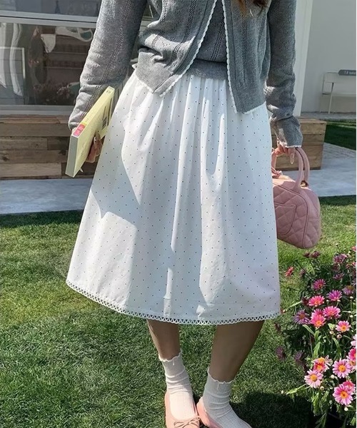 AsheKsha(アシクシャ)の「レースの白い水玉柄スカート(スカート・レディース・ホワイト・M)」の17枚目の写真