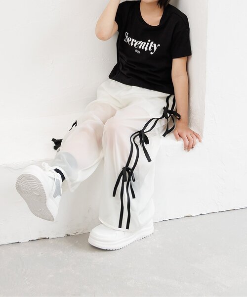 algy(アルジー)の「サイドラインりぼんシアーパンツ(その他パンツ・キッズ・オフホワイト/ブラック・150/130/160/140)」の2枚目の写真