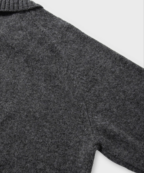 NONBLANK（ノンブランク）の「ウールカラー ニット_TAILOR GREY（ニット/セーター・メンズ・グレー・MEDIUM/LARGE/X-LARGE）」の8枚目の写真