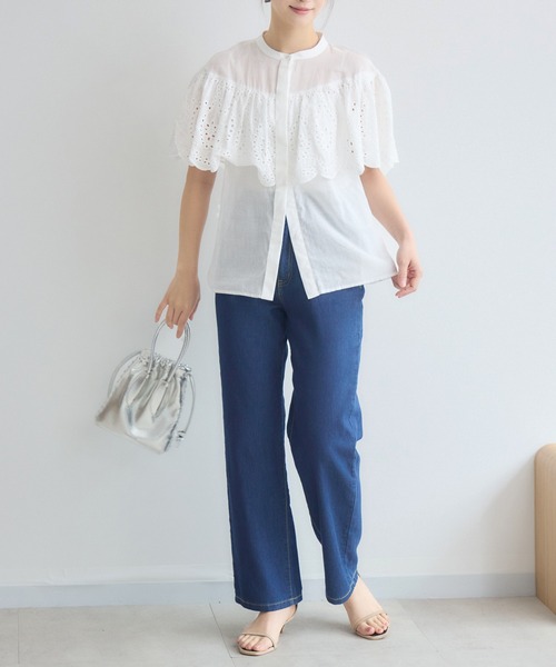 KATHARINE ROSS(キャサリンロス)の「ケープスカラカット刺繍ブラウス(シャツ/ブラウス・レディース・ブラック/ホワイト・FREE)」の5枚目の写真