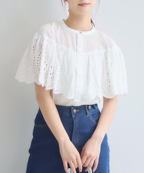 KATHARINE ROSS(キャサリンロス)の「ケープスカラカット刺繍ブラウス(シャツ/ブラウス・レディース・ブラック/ホワイト・FREE)」の4枚目の写真