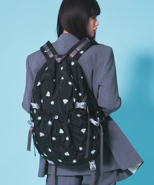 Casselini(キャセリーニ)の「Casselini(キャセリーニ)Embro backpack(バックパック/リュック・レディース・ホワイト/ブラック系その他/ブラック・FREE)」の7枚目の写真