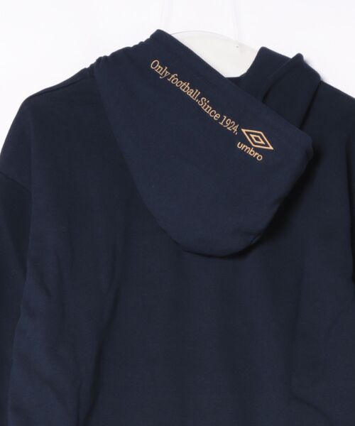 UMBRO(アンブロ)の「【UMBRO/アンブロ】限定 ライン使い刺しゅうパーカー(パーカー・レディース・ブラウン/ネイビー/杢グレー・L/M/LL)」の15枚目の写真