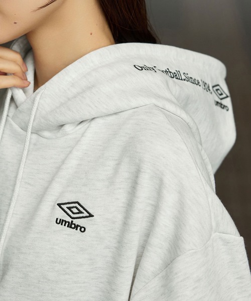 UMBRO(アンブロ)の「【UMBRO/アンブロ】限定 ライン使い刺しゅうパーカー(パーカー・レディース・ブラウン/ネイビー/杢グレー・L/M/LL)」の18枚目の写真