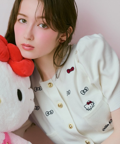 WILLSELECTION(ウィルセレクション)の「WILLSELECTION×HELLO KITTY 刺繍ニットカーディガン(カーディガン/ボレロ・レディース・オフホワイト/ネイビー/ピンク・FREE)」の10枚目の写真