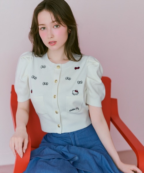 WILLSELECTION(ウィルセレクション)の「WILLSELECTION×HELLO KITTY 刺繍ニットカーディガン(カーディガン/ボレロ・レディース・オフホワイト/ネイビー/ピンク・FREE)」の9枚目の写真