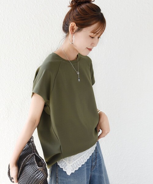 SHIPS(シップス)の「〈接触冷感/UVカット/吸水速乾〉ジョーゼット サイド タック フォルム スリーブ プルオーバー(Tシャツ/カットソー・レディース・オフホワイト/ネイビー/ライトオリーブ・ONE SIZE)」の16枚目の写真