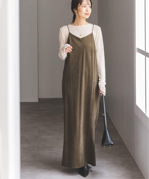 Noble（ノーブル）の「《追加・新色》【洗える】ワイドVネックフィブリルキャミワンピース（ワンピース・レディース・カーキ/ネイビー・38/36）」の7枚目の写真