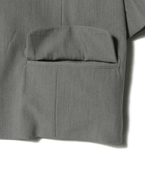 UNUS(ユナス)の「UNUS / Cropped Tailored Jacket(テーラードジャケット・レディース・ブラック/グレー・38/36)」の5枚目の写真