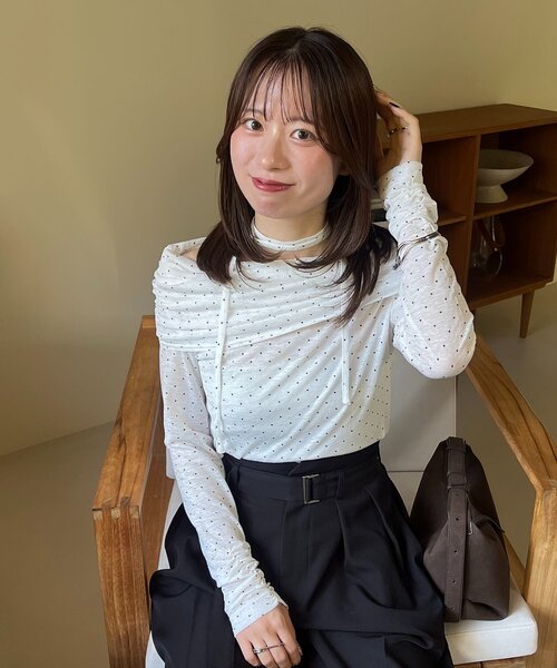 CAPRICIEUX LE'MAGE(カプリシューレマージュ)の「【riho企画】ドットドレープロンT(Tシャツ/カットソー・レディース・ホワイト/ブラック・FREE)」の17枚目の写真