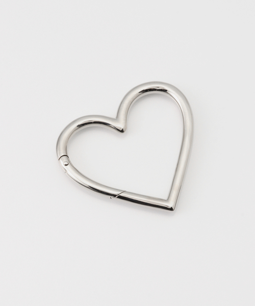 BASICKS(ベイシックス)の「≪追加2≫BASICKS / ベイシックス Heart Carbiner(キーケース/キーアクセサリー・レディース・シルバー・FREE)」の2枚目の写真
