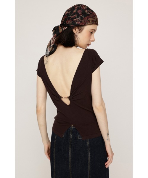 SLY(スライ)の「BACK OPEN CHARM TOPS バックオープンチャームトップス 秋服 夏服 サマーニット カップ付き(Tシャツ/カットソー・レディース・ブラウン/ブラック・FREE)」の8枚目の写真