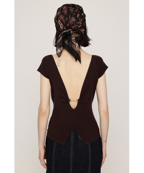 SLY(スライ)の「BACK OPEN CHARM TOPS バックオープンチャームトップス 秋服 夏服 サマーニット カップ付き(Tシャツ/カットソー・レディース・ブラウン/ブラック・FREE)」の13枚目の写真