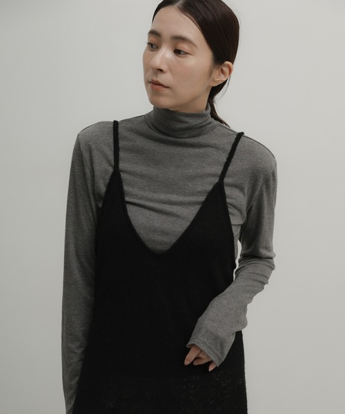 select MOCA(セレクトモカ)の「シアーニットキャミワンピース(ワンピース・レディース・ブラック/グレイッシュベージュ・MEDIUM/LARGE)」の18枚目の写真