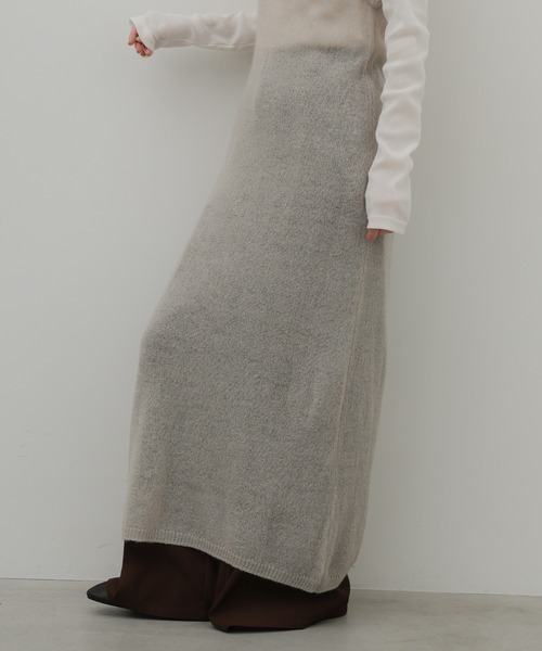 select MOCA(セレクトモカ)の「シアーニットキャミワンピース(ワンピース・レディース・ブラック/グレイッシュベージュ・MEDIUM/LARGE)」の16枚目の写真