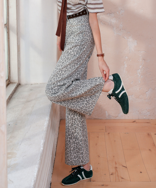 PIGMENT(ピグメント)の「ホピパターンワイドパンツ (XJPT260522)(その他パンツ・レディース・ベージュ・MEDIUM/LARGE/SMALL)」の2枚目の写真