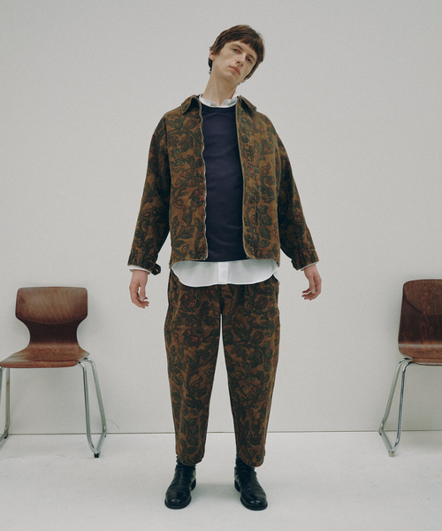 EDIFICE(エディフィス)の「Hedie.+ Flower Blouson(その他アウター・メンズ・キャメル・2/3)」の4枚目の写真