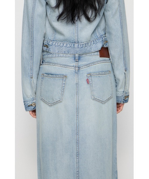 LAGUA GEM(ラグアジェム)の「HIGH SLIT MAXI スカート(デニムスカート・レディース・ライトブルー/ブラック・MEDIUM/SMALL/X-SMALL)」の15枚目の写真