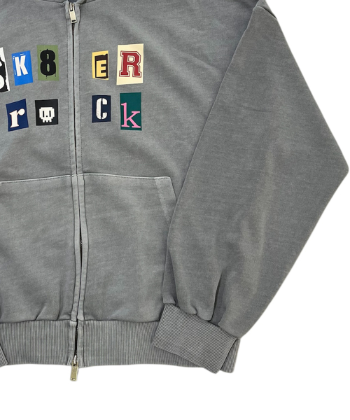 SK8ER ROCK(スケーターロック)の「コラージュロゴ ピグメントスウェット フードジップアップ(グレー)(パーカー・レディース・その他・ONE SIZE)」の5枚目の写真