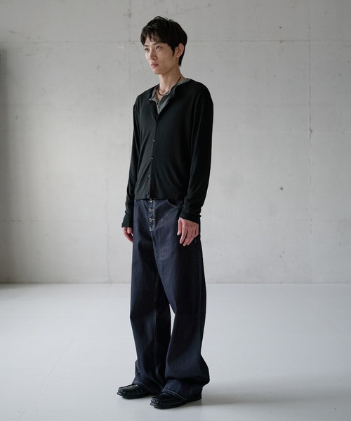Regen Glanz(レーゲングランツ)の「compact crewneck cardigan / コンパクトクルーネックカーディガン(カーディガン/ボレロ・メンズ・グレー/ブラック・MEDIUM/LARGE/SMALL)」の14枚目の写真