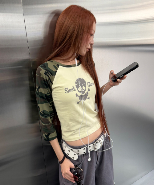 SLEEKGLOW（スリック グロウ）の「ヴィンテージスカルラグランTシャツ[レモン]（Tシャツ/カットソー・レディース・その他・FREE）」の3枚目の写真