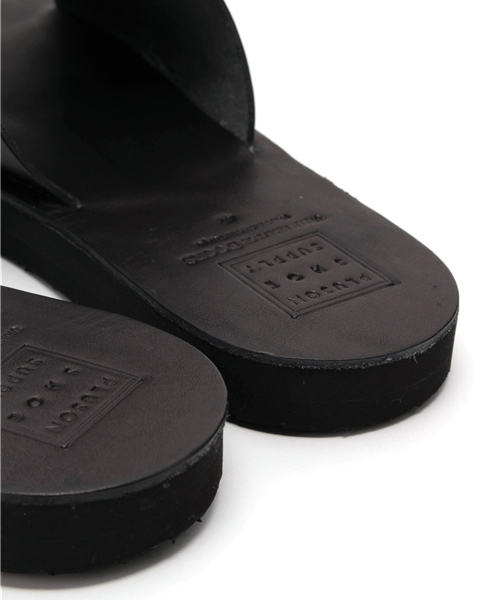 URBAN RESEARCH DOORS MENS（アーバンリサーチ ドアーズ メンズ）の「DOORS WithoutSettingUpperSandal（サンダル・メンズ・ブラック/ブラウン・40/42/41）」の9枚目の写真