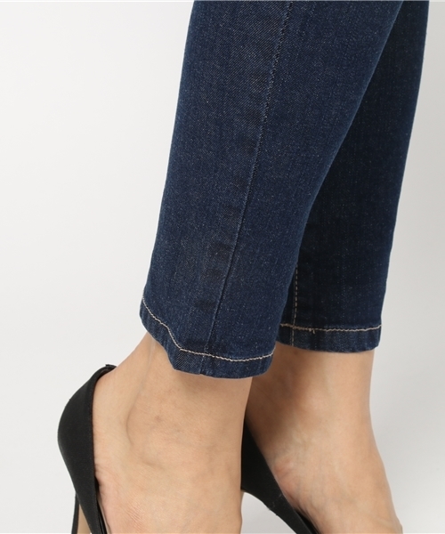 Honeys（ハニーズ）の「デニムスキニーパンツ７０丈（デニムパンツ・レディース・ライトブルー/インディゴブルー・S/M/SS/L/LL）」の9枚目の写真