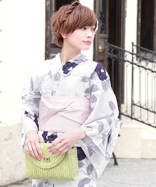 bonheur saisons(ボヌールセゾン)の「浴衣3点セット (浴衣+帯+下駄)「bonheur saisons/ボヌールセゾン」(浴衣・レディース・ホワイト系その他/ブルー系その他/ダークネイビー/ホワイト系その他2/ホワイト系その他3/ホワイト系その他4/ブルー系その他2/ブルー系その他3/ブルー系その他4/ブルー系その他5/ブルー系その他6/ホワイト系その他5/パープル系その他3/ピンク系その他2・FREE/フリー/フリ-)」の4枚目の写真