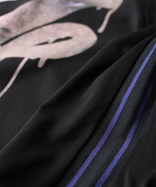 SHAREEF(シャリーフ)の「FACE SWEAT PULL-OVER(Tシャツ/カットソー・メンズ・ダークグリーン/オレンジ/ブラック・1/2/3)」の11枚目の写真