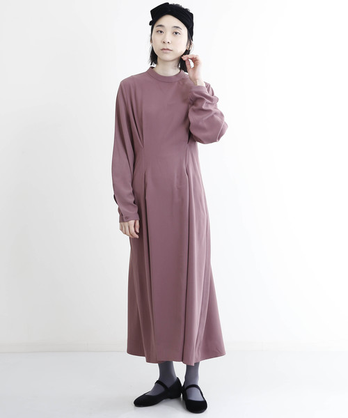 merlot plus(メルロープリュス)の「バンドカラータックワンピース1139(ワンピース・レディース・ブラック/ピンク/ワイン・FREE)」の1枚目の写真