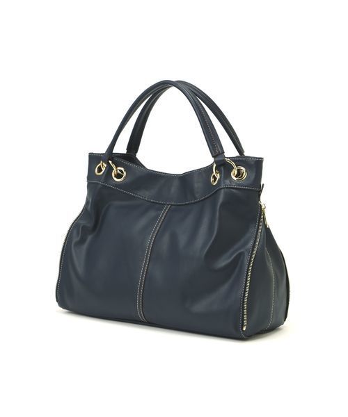 NATURAL BEAUTY BASIC（ナチュラルビューティーベーシック）の「サイドファスナーソフトショルダーバック（ショルダーバッグ・レディース・ホワイト/ベージュ/ネイビー・ﾌﾘ-）」の10枚目の写真