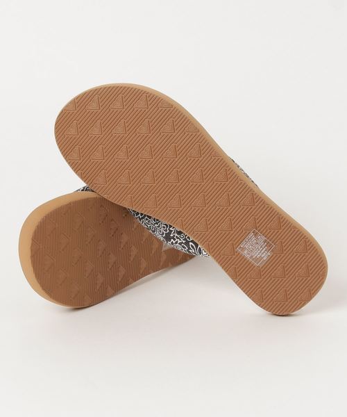 ROXY(ロキシー)の「PAIA II/ロキシー ビーチサンダル ビーサン(サンダル・レディース・ブラック/マルチ/ホワイト/レッド・23cm/25cm/24cm)」の6枚目の写真