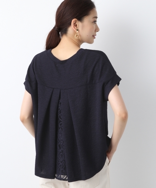 LEPSIM（レプシィム）の「バックスリットレースプルオーバーSS　802654（Tシャツ/カットソー・レディース・ネイビー/オフホワイト/グレイッシュベージュ/オレンジ・FREE）」の3枚目の写真