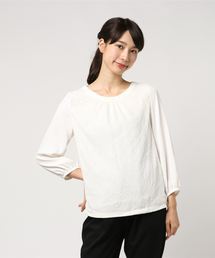 重ねレースブラウス