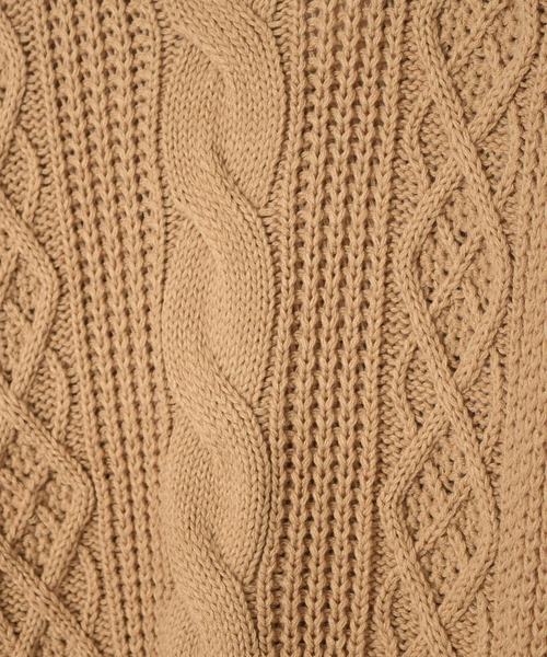 w closet（ダブルクローゼット）の「3Gケーブル編みロングプルオーバー（ニット/セーター・レディース・オフホワイト/ベージュ/キャメル・FREE）」の9枚目の写真