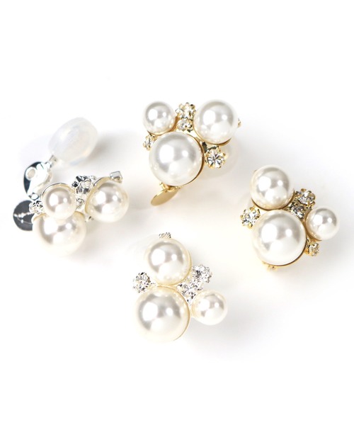 MAYGLOBE（メイグローブ）の「MAYGLOBE Veil / アクリルパールビジューイヤリング（イヤリング・レディース・シルバー/ゴールド・FREE）」の6枚目の写真