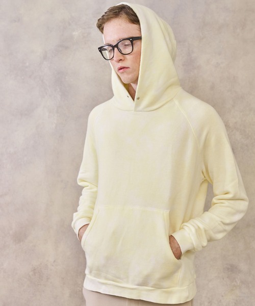 PUBLIC TOKYO（パブリックトウキョウ）の「ハンドタイダイパーカー（パーカー・メンズ・サックスブルー/イエロー・2/1）」の8枚目の写真