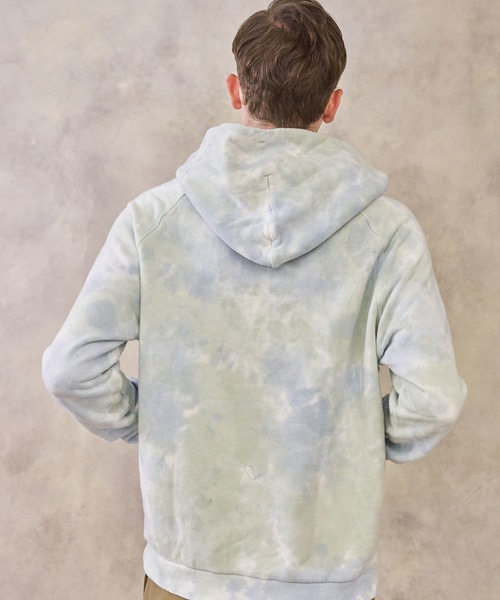 PUBLIC TOKYO（パブリックトウキョウ）の「ハンドタイダイパーカー（パーカー・メンズ・サックスブルー/イエロー・2/1）」の14枚目の写真