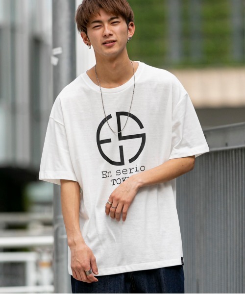 ADMIX/ATELIER SAB MEN(アドミックスアトリエサブメン)の「EnserioTOKYO 吸水速乾 オーバーサイズ ロゴプリント ビッグ Tシャツ(Tシャツ/カットソー・メンズ・ホワイト/ブラック/ベージュ/ピンク・48/50)」の2枚目の写真